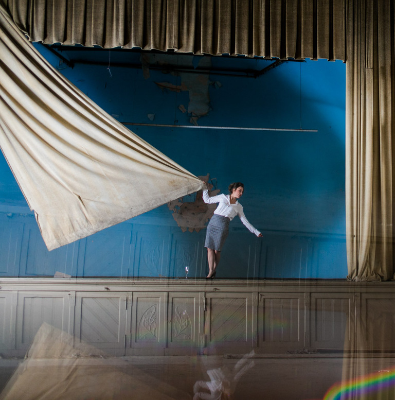 Portraitshooting in einem alten Theater, lost place