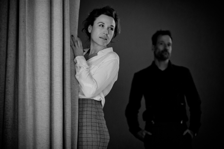 Fotoshooting von Mann und Frau in einem Theater in Dresden