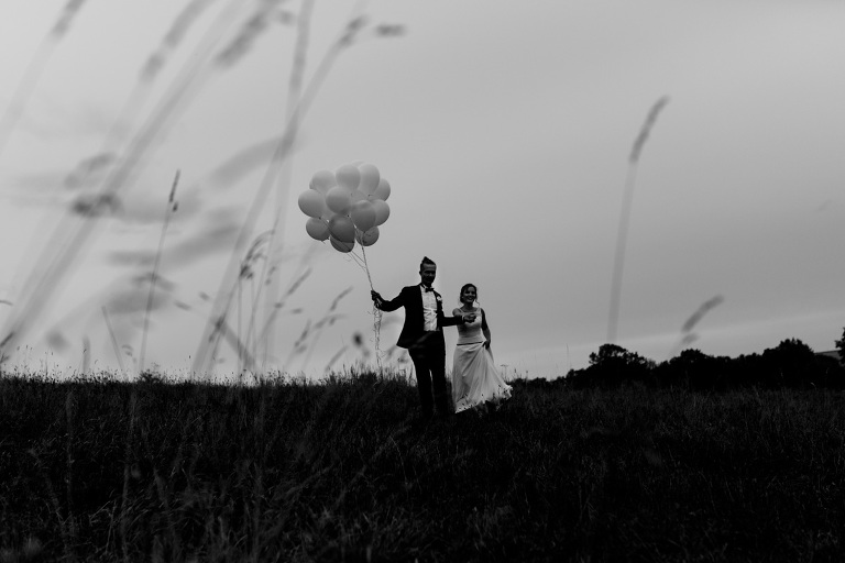 Hipster-Brautpaar fotografiert vom Hochzeitsfotograf in Leipzig