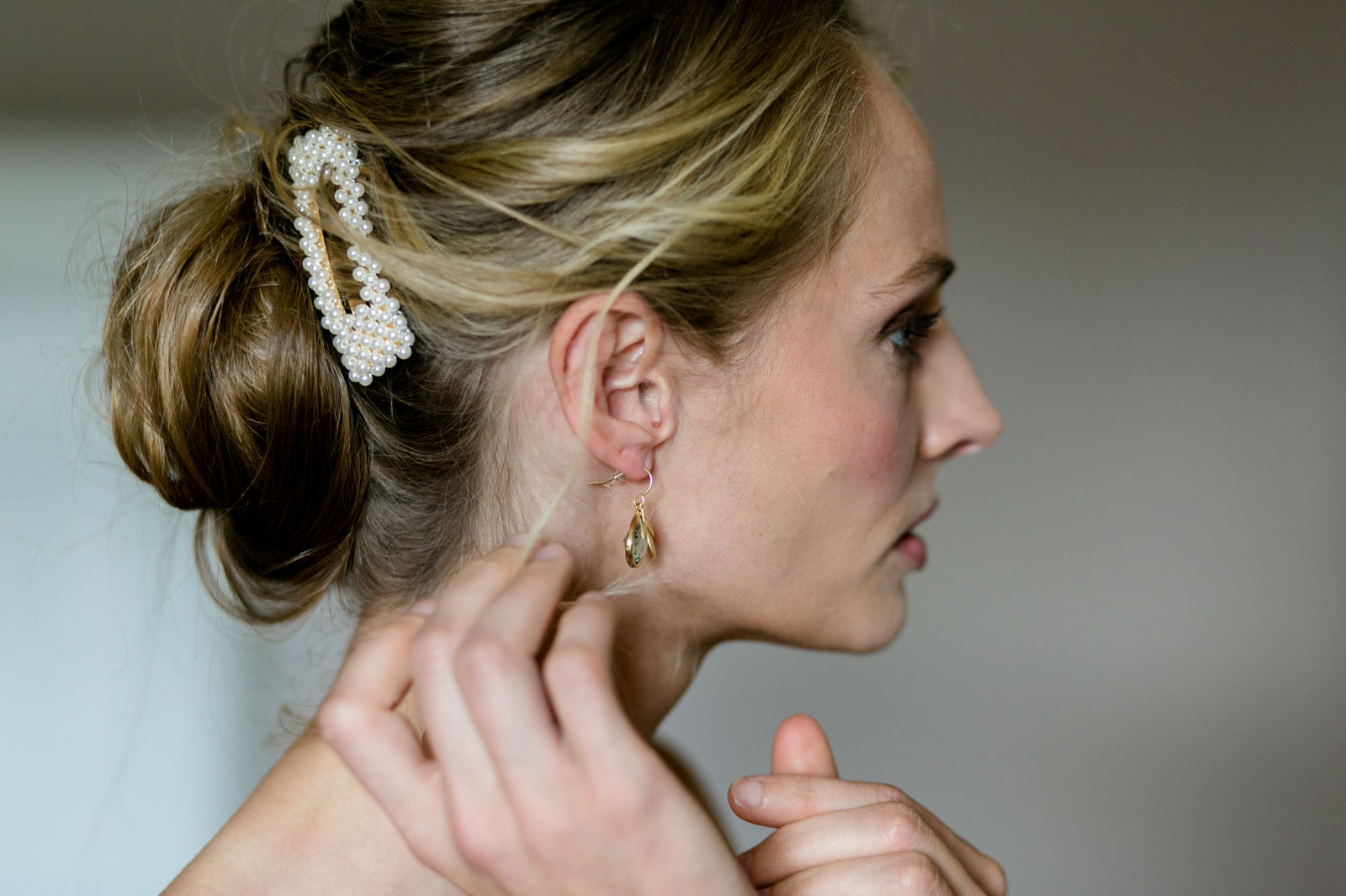 Braut bei Scheunenhochzeit auf Göhrischgut fotografiert von Hochzeitsfotograf Dresden
