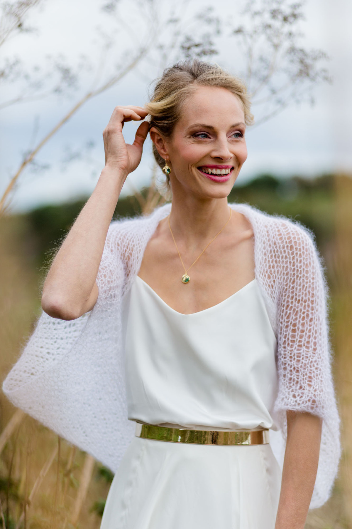 Braut bei Scheunenhochzeit auf Göhrischgut fotografiert von Hochzeitsfotograf Dresden