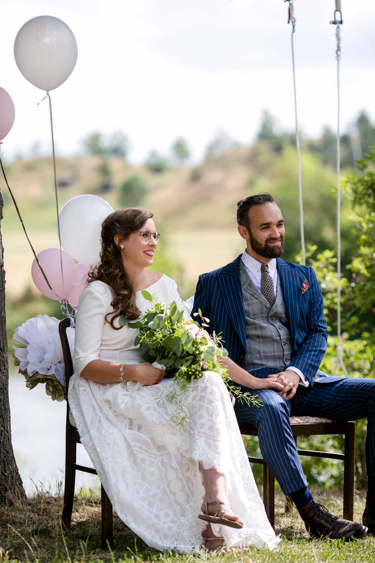 Brautpaar bei Hochzeit im Saalekiez bei Halle