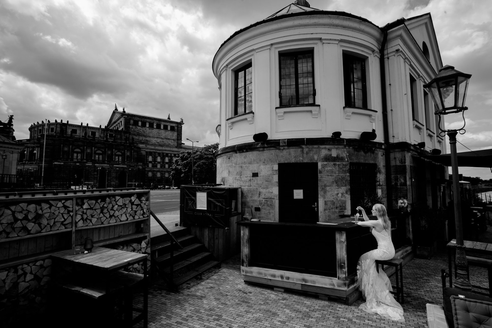 Hochzeit im Kobalt-Club Dresden fotografiert vom Hochzeitsfotograf in Dresden timjudi